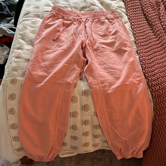 Zara The Weekend Jogger - pink - Medium - Never Worn - Picture 3 of 3
